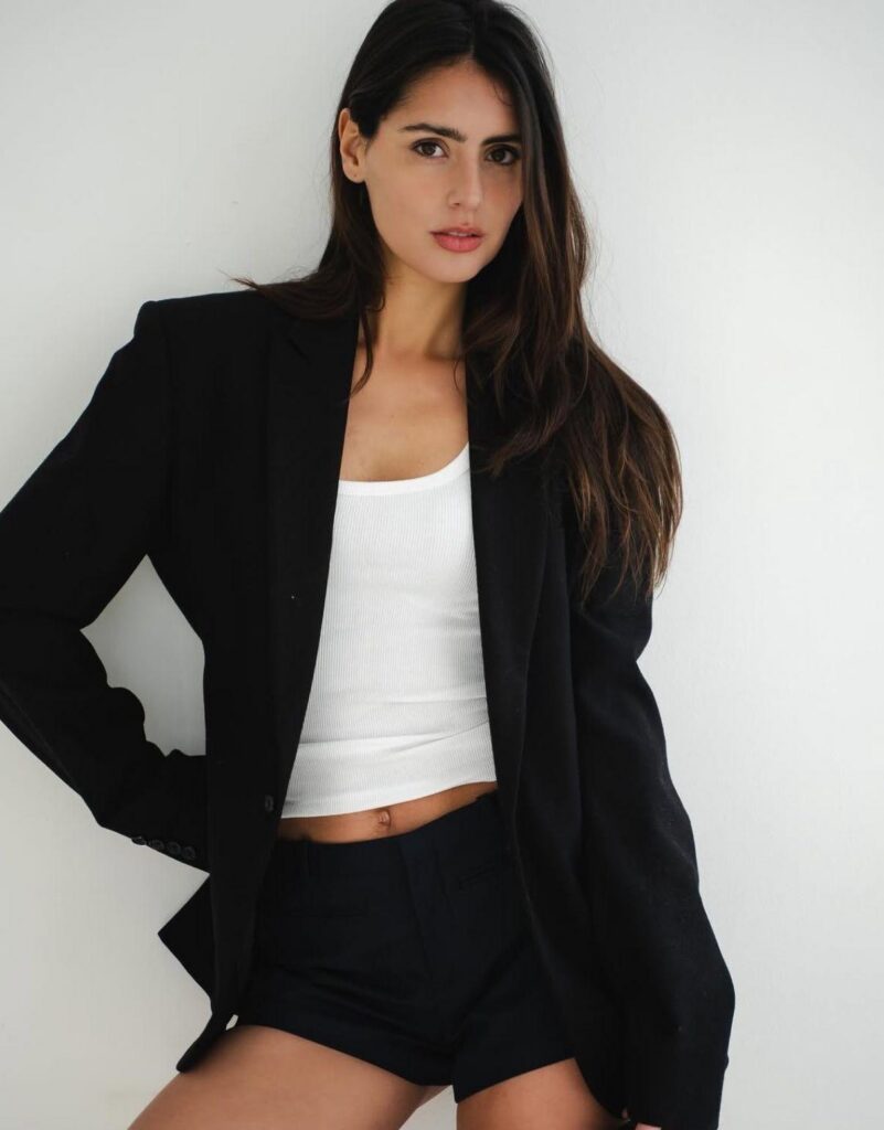 f3328916 0077 49fe a151 9b619f4305a4